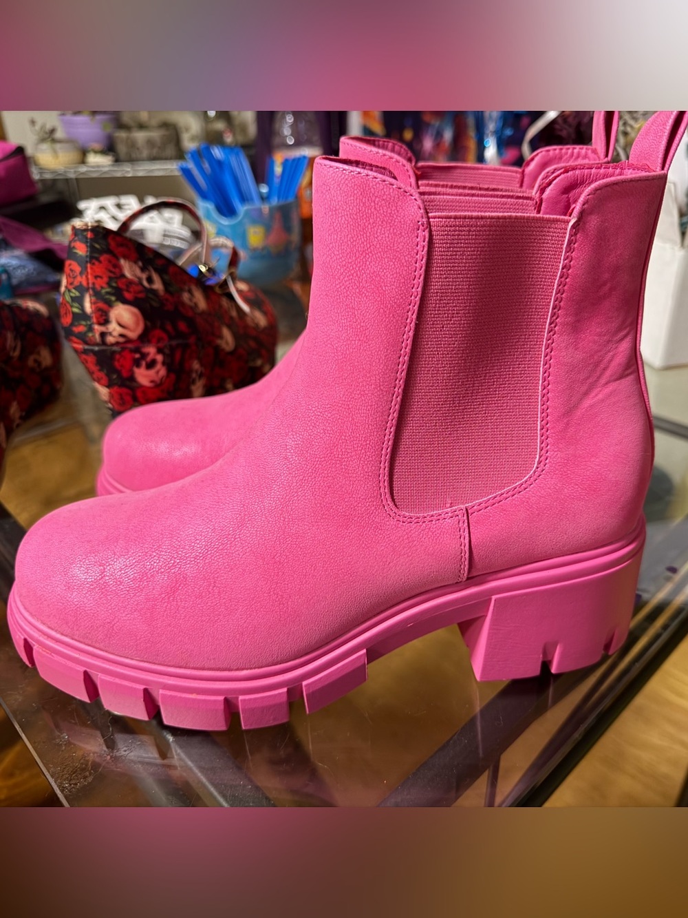 MIA Women’s Chelsea Lug Boot - Pink
